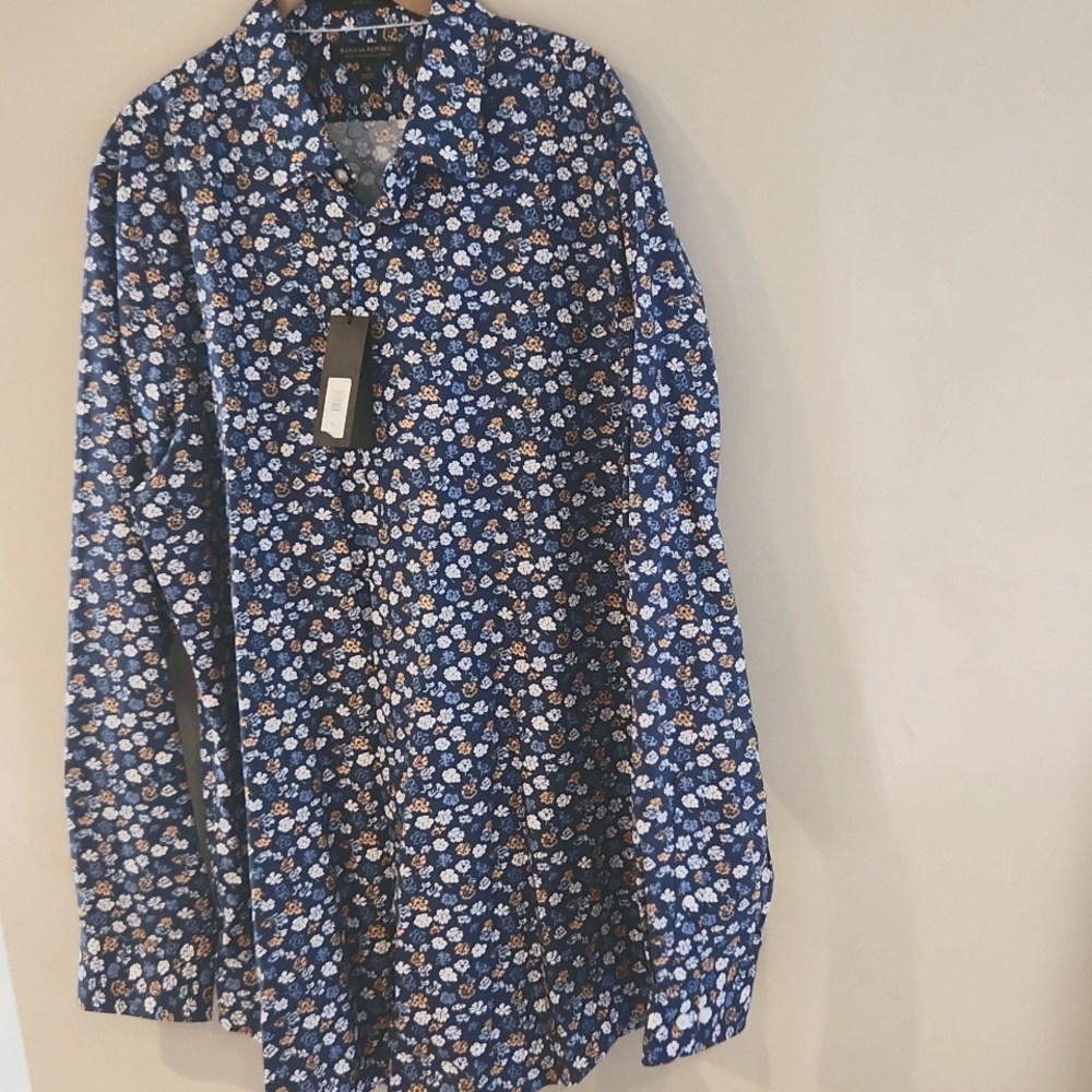 Banana Republic Men shirt